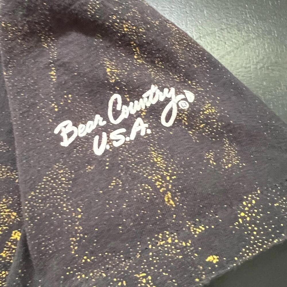 Vintage Bear Country USA Native American Cowboy in Black & Gold Tee - M - Picture 8 of 8